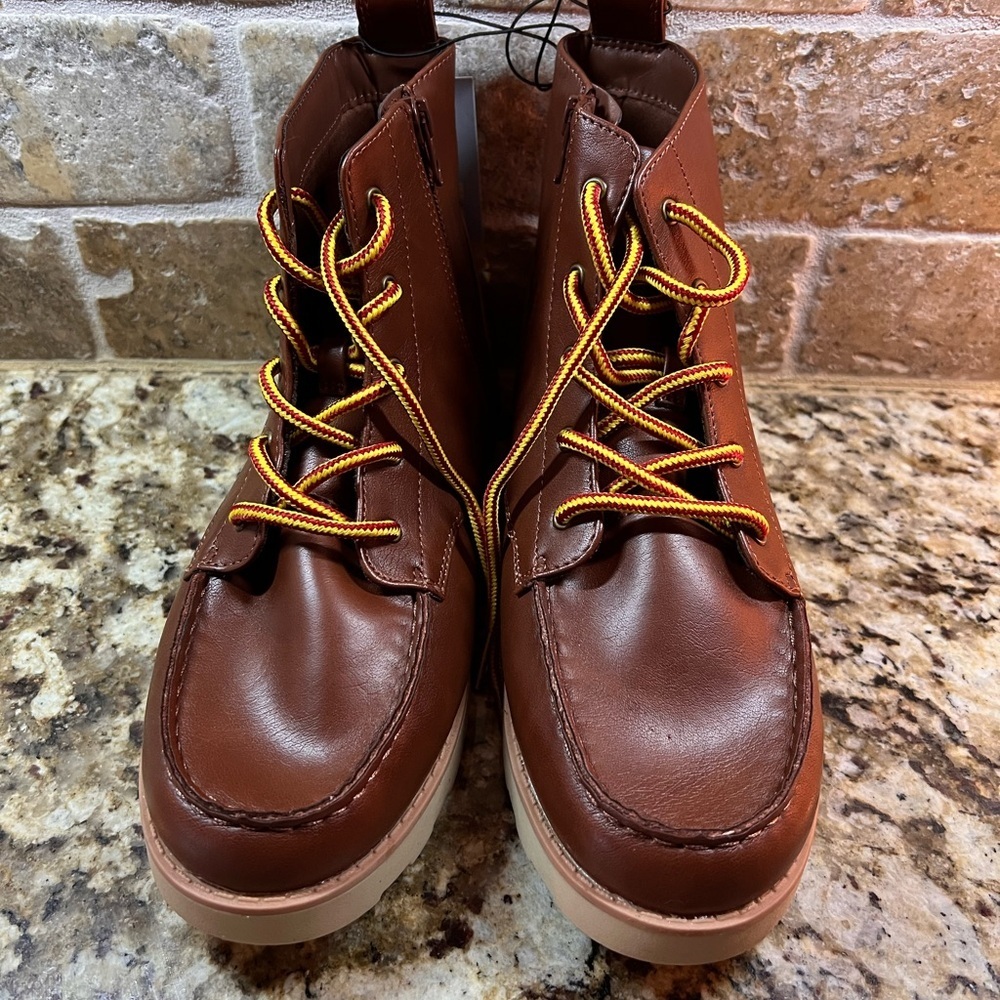 Cat & Jack Men's Brown Leather Boots with Yellow Laces